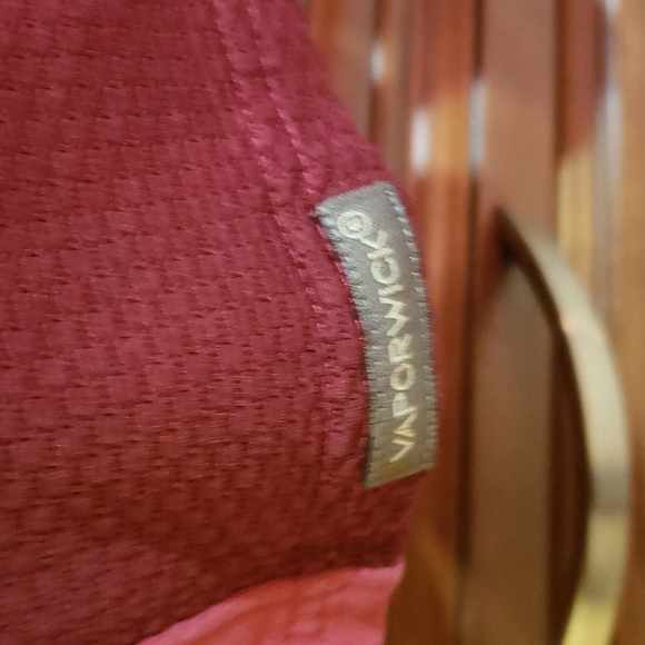 The North Face Half-Zip Pullover - Picture 9 of 9